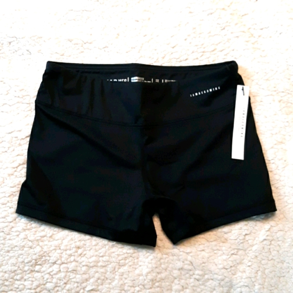 IAB 5" short